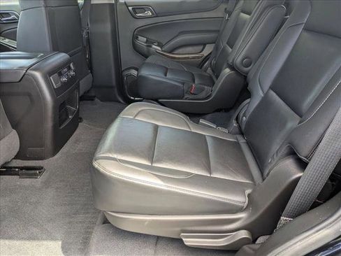 Used 2020 Chevrolet Tahoe LT w/ Luxury Package AWD/4WD image 19
