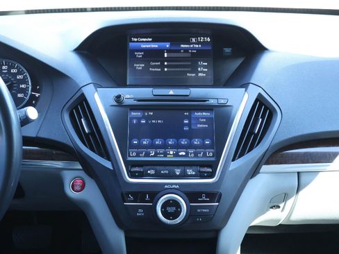 Certified 2018 Acura MDX FWD image 16