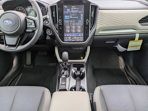 Used 2026 Subaru Forester Premium AWD/4WD image 18