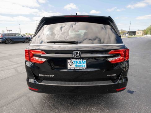 Used 2023 Honda Odyssey Touring image 5