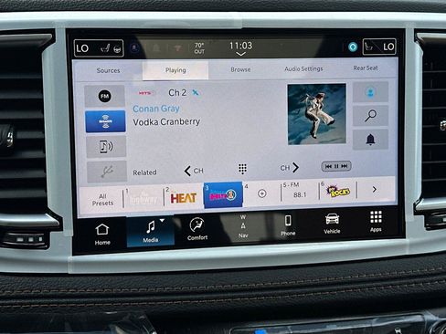 New 2026 Chrysler Pacifica Pinnacle image 16