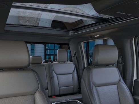 New 2025 Ford F150 Lariat w/ Equipment Group 502A High image 23