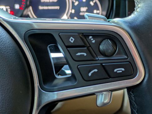 Used 2018 Porsche Panamera image 14