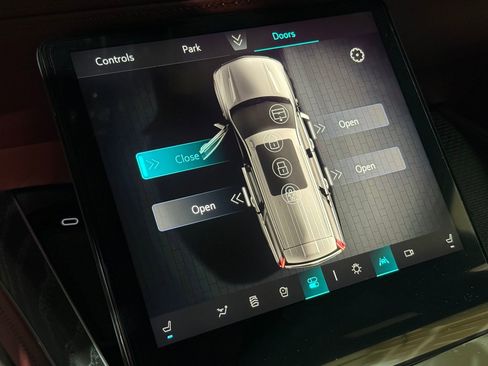 New 2026 Cadillac Escalade Luxury w/ Touring Package image 33