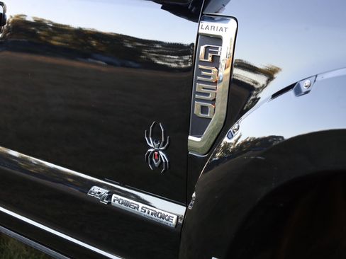 Used 2021 Ford F350 Lariat w/ Lariat Ultimate Package image 31