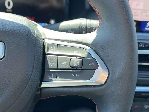 Used 2023 Jeep Compass Trailhawk w/ Trailhawk Elite Group AWD/4WD image 24