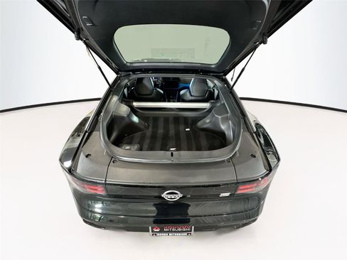 Used 2024 Nissan Z Performance w/ Floor Mat Package RWD image 17