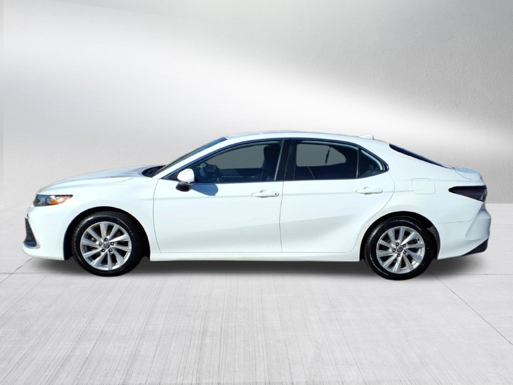 Used 2023 Toyota Camry LE FWD image 7