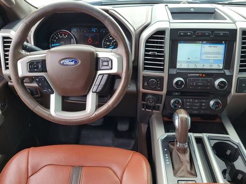 Used 2018 Ford F150 King Ranch w/ Equipment Group 601A Luxury AWD/4WD image 16