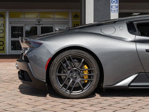 Used 2022 Maserati MC20 Coupe RWD image 45