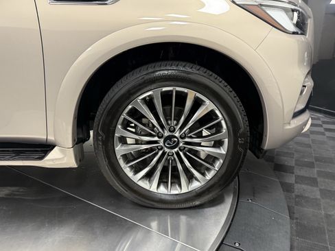 Used 2021 INFINITI QX80 Sensory w/ Cargo Package RWD image 10