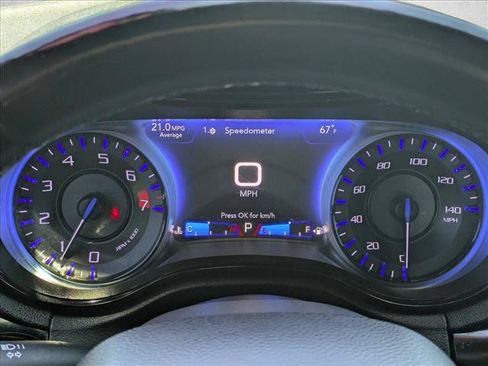Used 2018 Chrysler 300 S AWD/4WD image 11