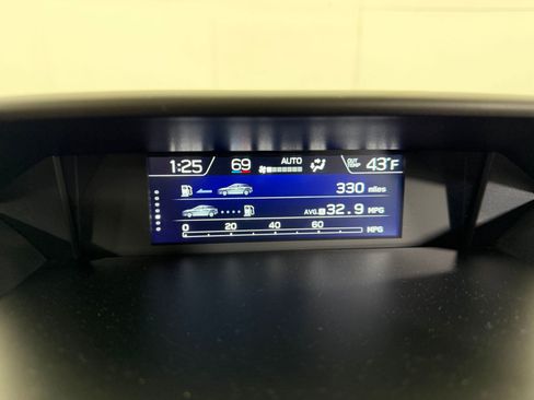 Used 2023 Subaru Crosstrek 2.5i Limited image 22