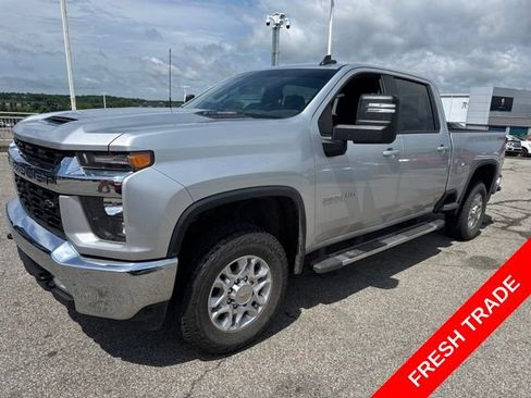 Used 2022 Chevrolet Silverado 2500 LT w/ Convenience Package AWD/4WD image 1