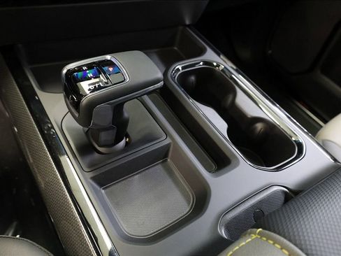 New 2026 Chevrolet Silverado 1500 ZR2 AWD/4WD image 22