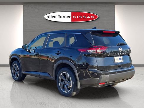 Used 2025 Nissan Rogue SV FWD image 9