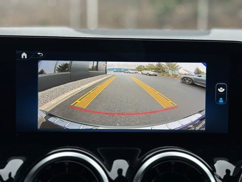 Used 2026 Mercedes-Benz GLA 250 4MATIC image 33