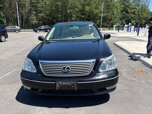 Used 2004 Lexus LS 430 RWD image 4