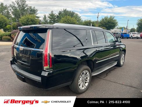 Used 2016 Cadillac Escalade ESV 2WD image 8