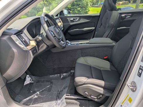 New 2026 Volvo XC60 B5 Core AWD/4WD image 22