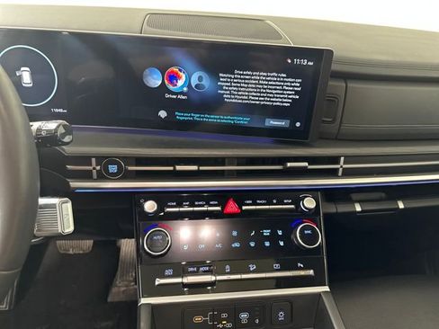 Used 2024 Hyundai Santa Fe Limited image 21