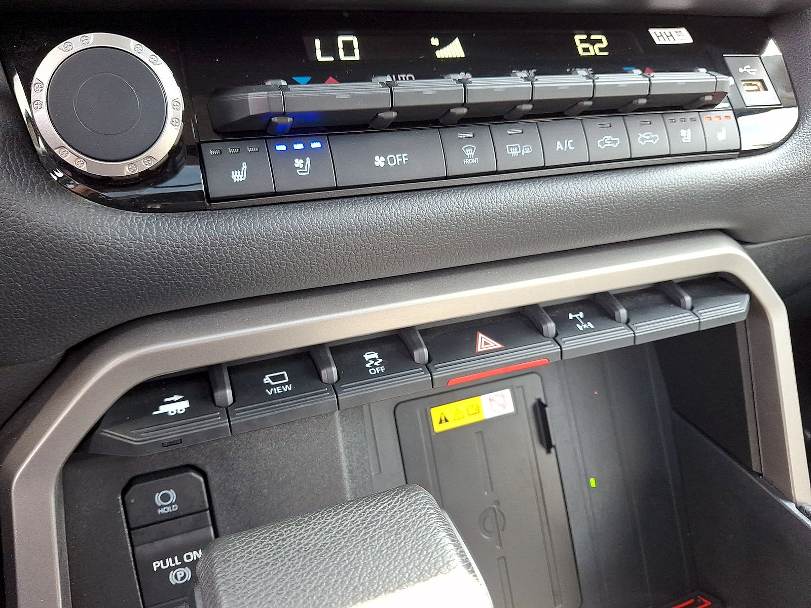 Used 2023 Toyota Tundra Limited w/ TRD Off-Road Package AWD/4WD image 19