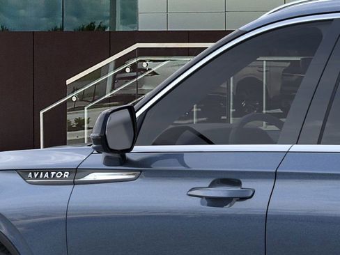 New 2026 Lincoln Aviator AWD image 20