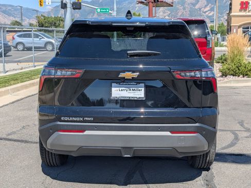 New 2026 Chevrolet Equinox LT w/ Safety and Technology Package image 4