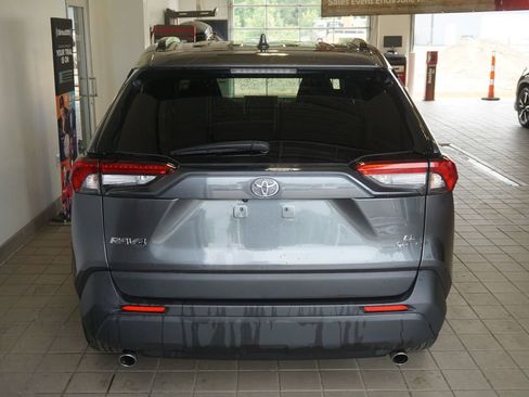 Used 2025 Toyota RAV4 LE AWD/4WD image 13