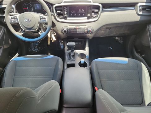 Used 2019 Kia Sorento AWD image 21