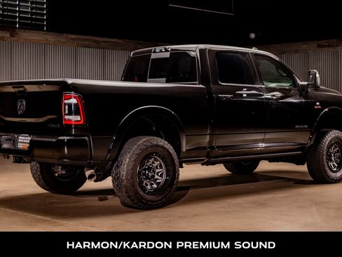 Used 2023 RAM 2500 Limited image 9