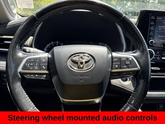 Used 2020 Toyota Highlander Limited AWD/4WD image 25