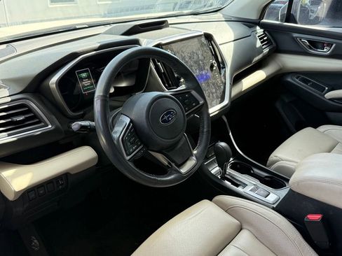 Used 2023 Subaru Ascent Limited w/ Technology Package AWD/4WD image 2
