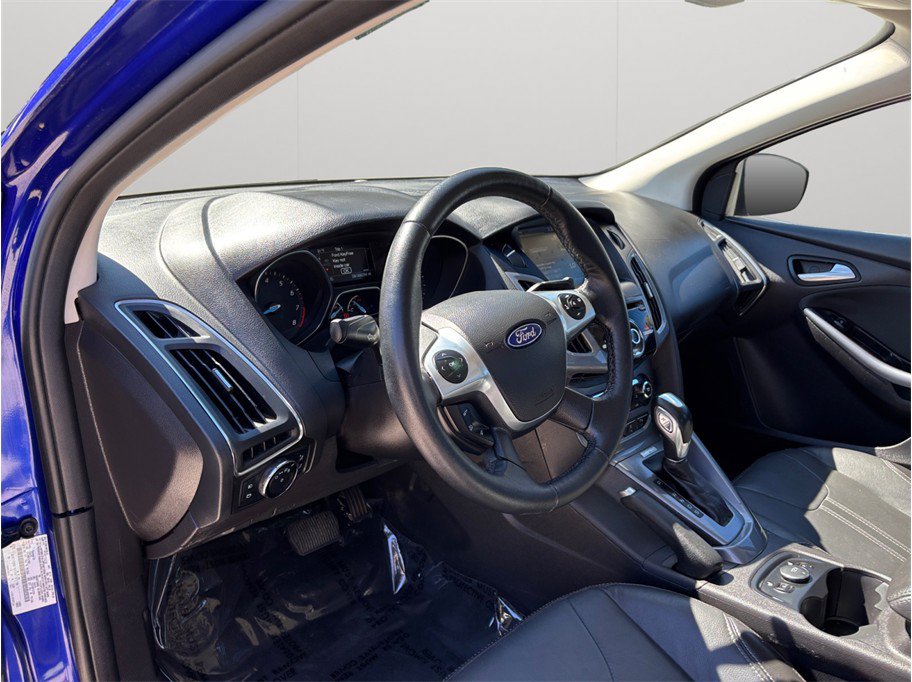 Used 2014 Ford Focus Titanium FWD image 6