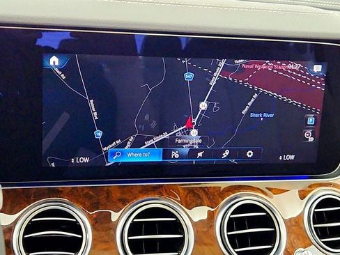 Used 2022 Mercedes-Benz E 350 4MATIC Sedan image 19