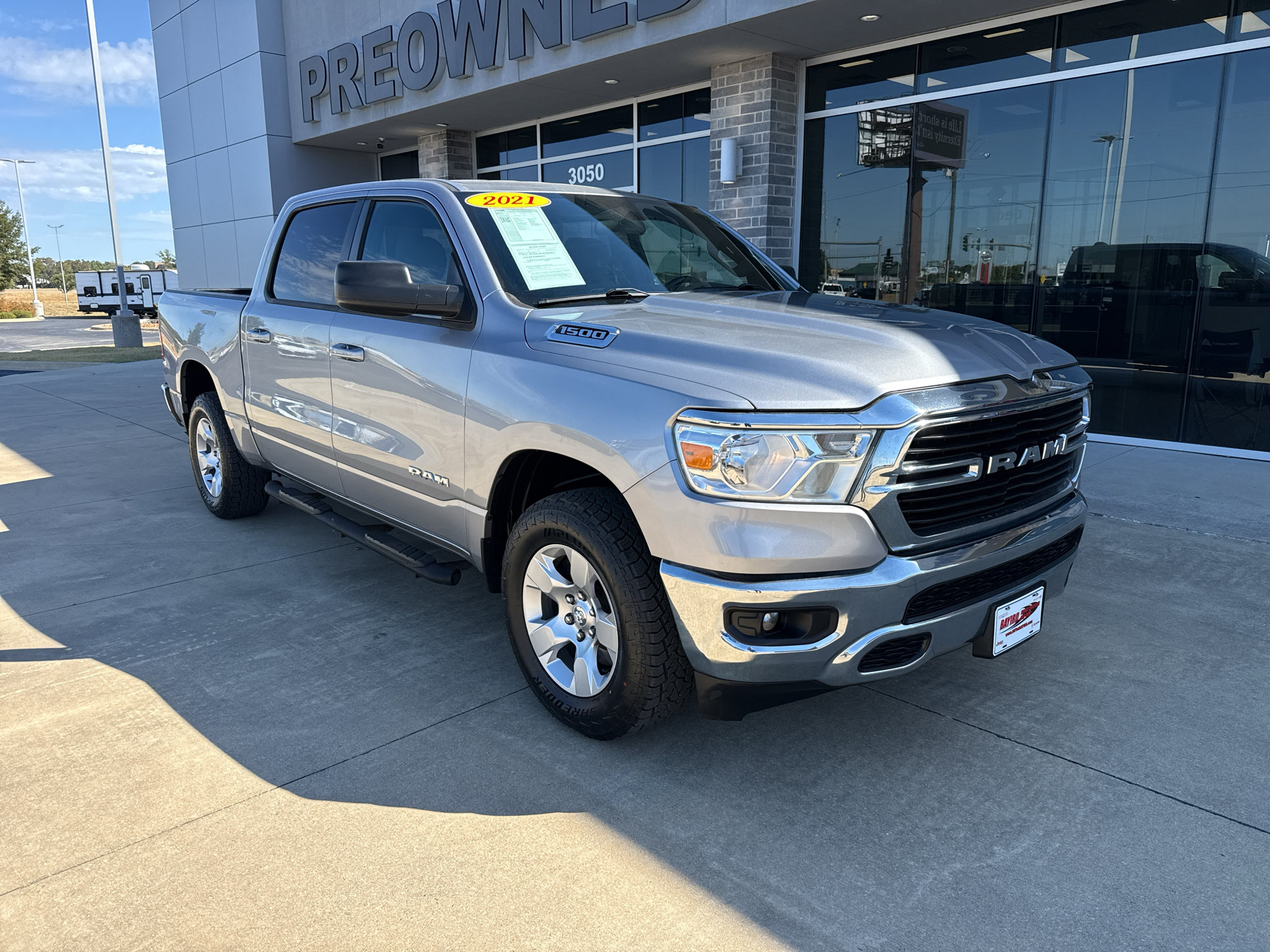 Used 2021 RAM 1500 Big Horn AWD/4WD image 1