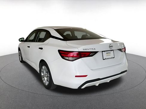 Used 2025 Nissan Sentra S image 10