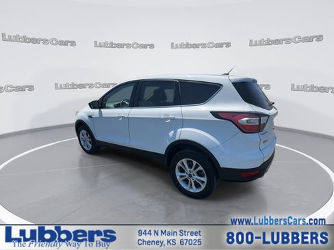 Used 2017 Ford Escape SE AWD/4WD image 6