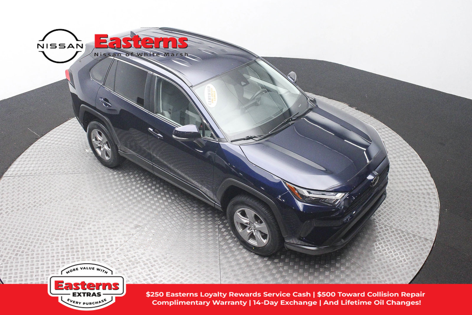 Used 2024 Toyota RAV4 XLE FWD image 5