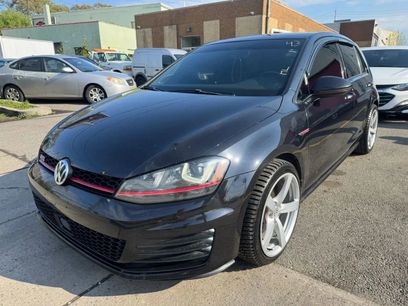 Used 2017 Volkswagen GTI SE
