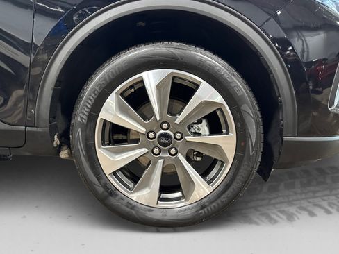 Used 2025 Ford Escape Platinum AWD/4WD image 54
