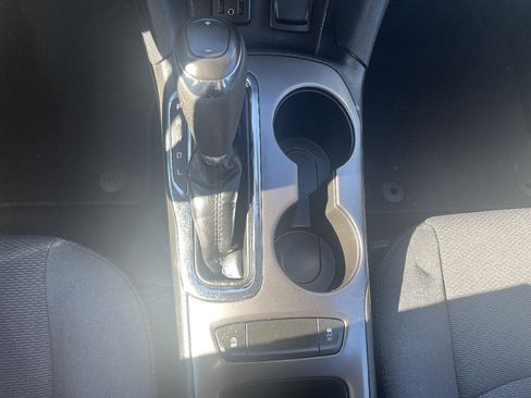 Used 2019 Chevrolet Cruze LS image 19