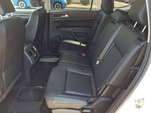 Used 2019 Volkswagen Atlas SEL FWD image 23