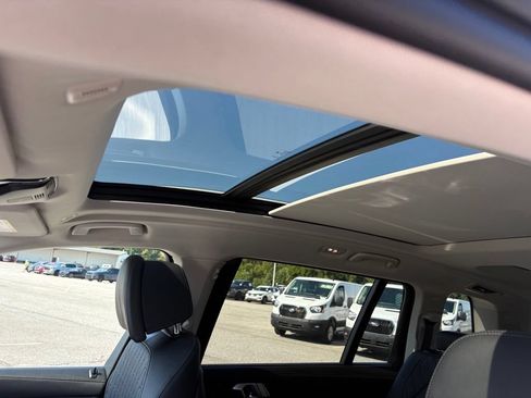 Used 2023 BMW X7 xDrive40i AWD/4WD image 7