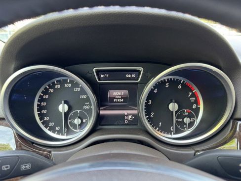 Used 2013 Mercedes-Benz ML 350 4MATIC image 19