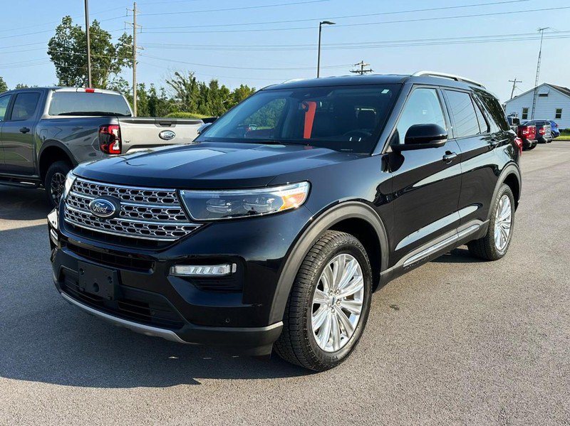 Used 2021 Ford Explorer Limited w/ Equipment Group 301A AWD/4WD image 4