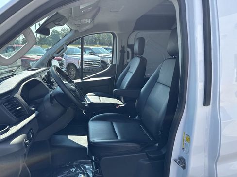 Used 2024 Ford Transit 250 Low Roof image 9