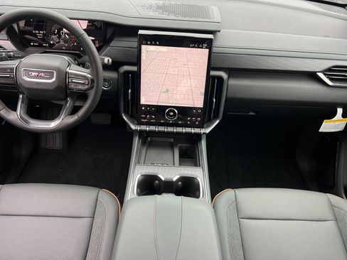 New 2026 GMC Acadia AT4 AWD/4WD image 10