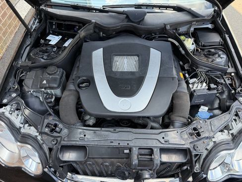 Used 2006 Mercedes-Benz C 230 Sedan w/ Sunroof Pkg image 27