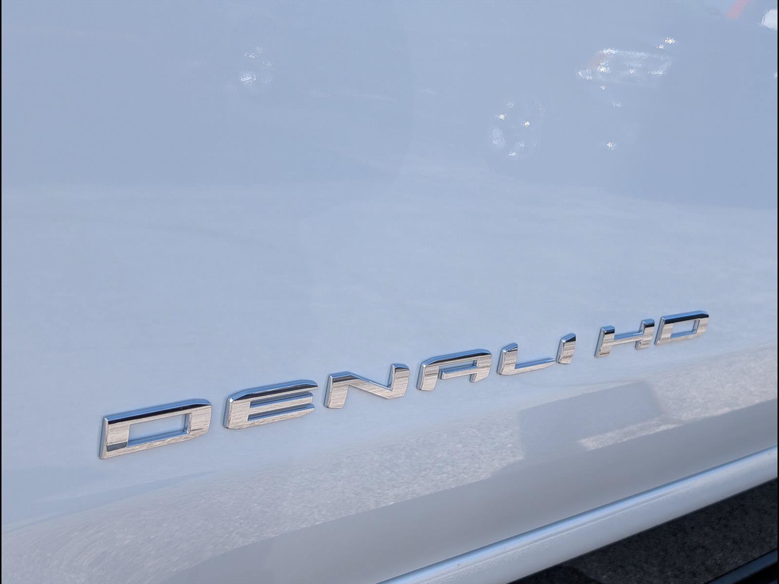 New 2026 GMC Sierra 2500 Denali Ultimate AWD/4WD image 17